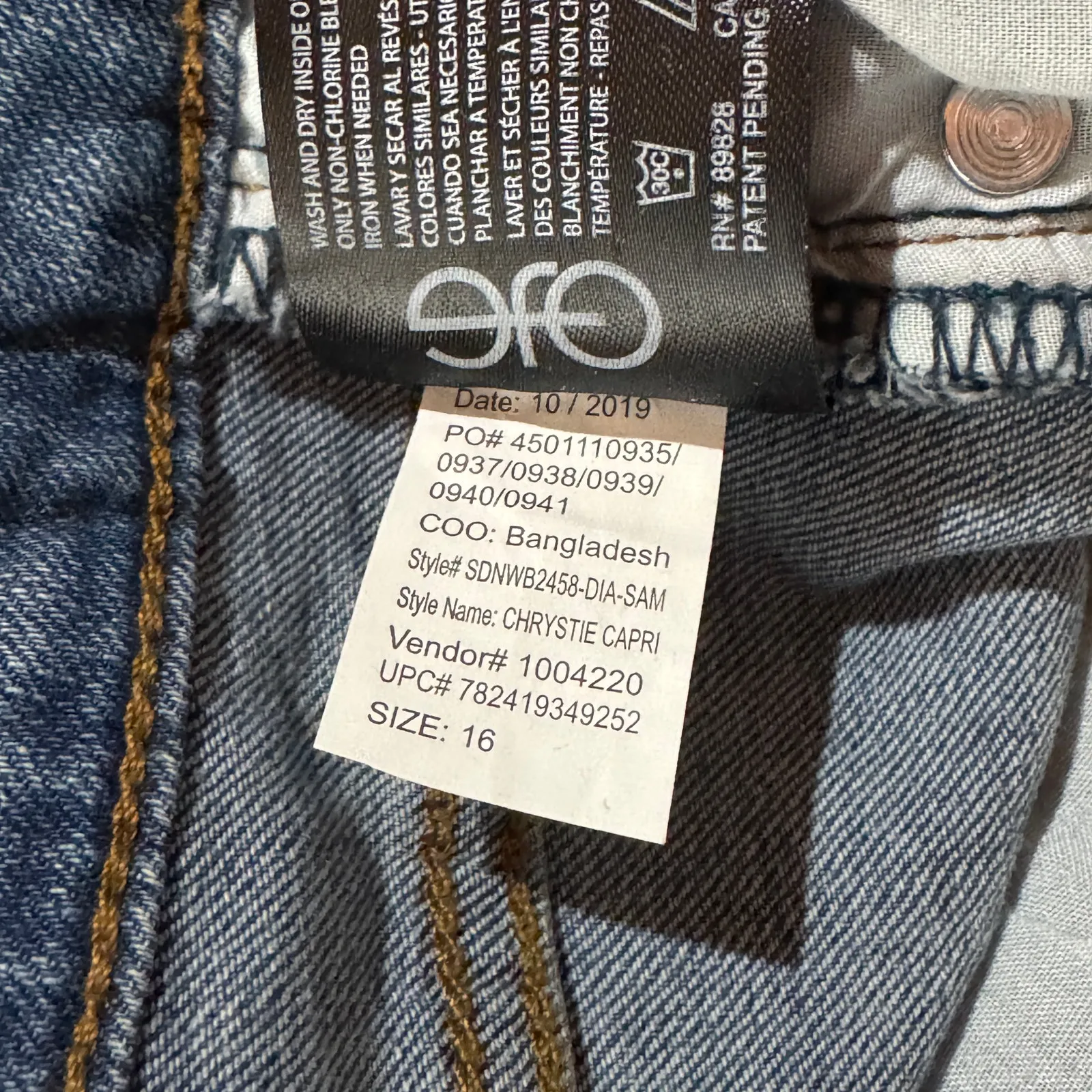 Nine West SZ 16 Chrystie Jeans Capris Stretch Hi-Rise Pockets Slits Zip-Fly Blue - Image 10