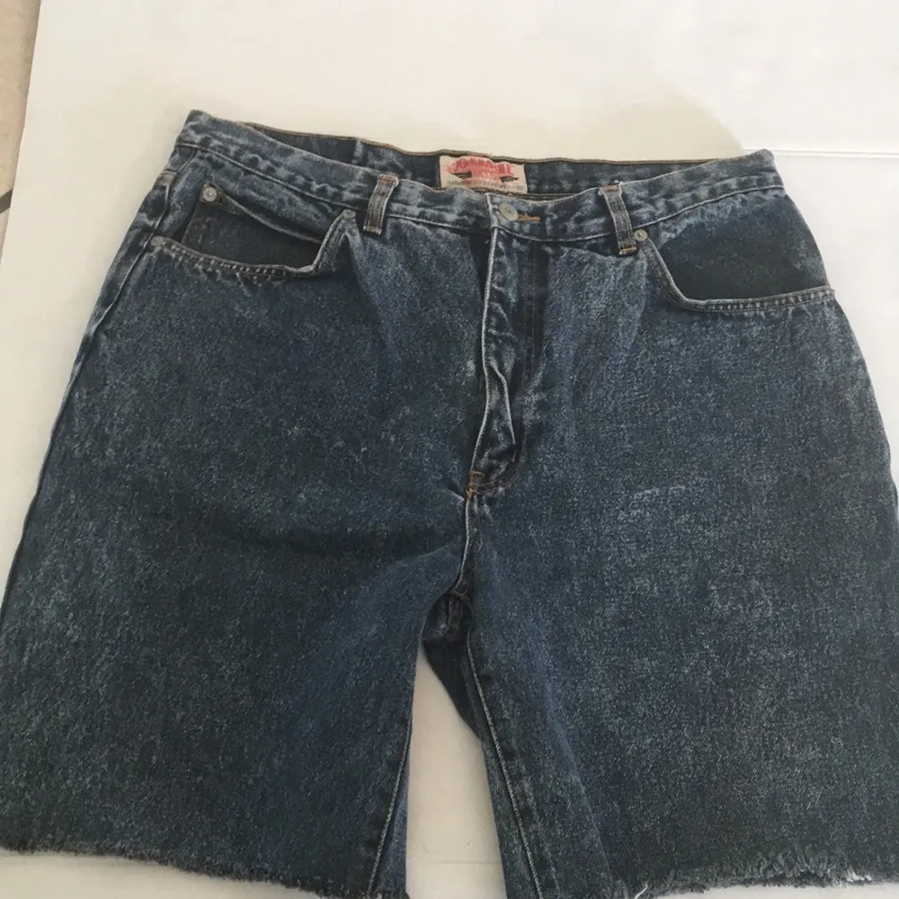 VINTAGE JORDACHE SHORTS SZ34 - Image 4