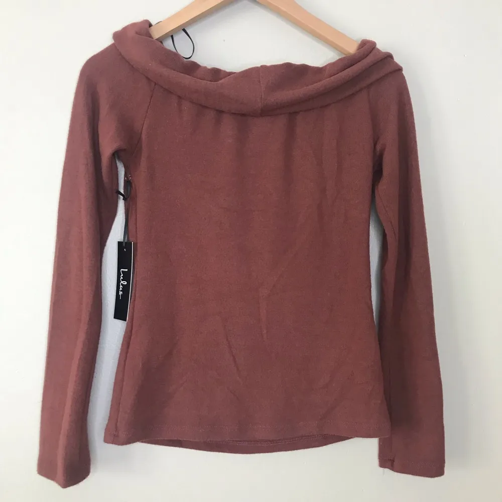 Lulus Cowl Neck Long Sleeve Burgundy Sweater NWT - Image 9