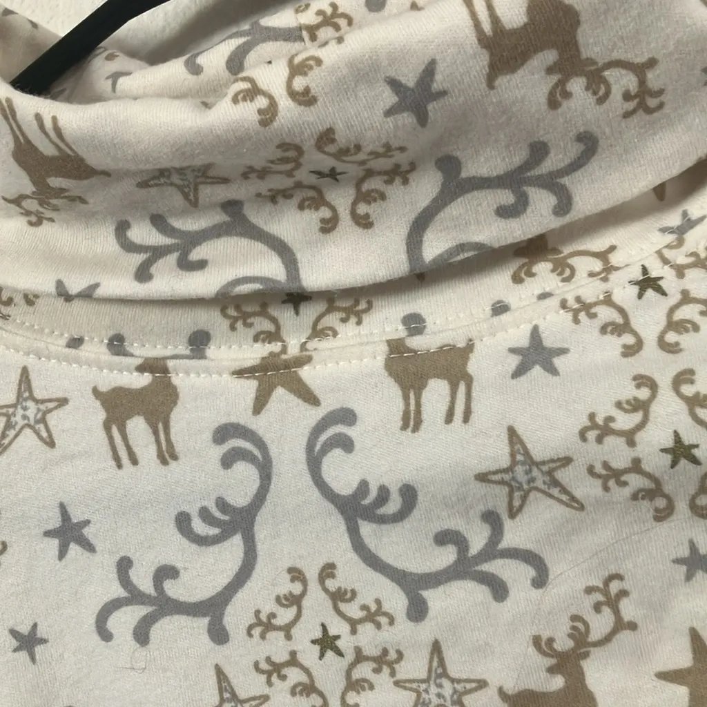 FINAL MARKDOWN Holiday editions turtleneck xl - Image 2