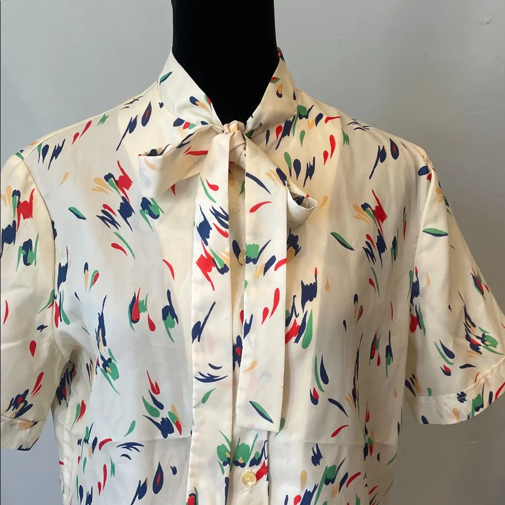 Sears Cream Multicolor Patterned Blouse Red Size M - Image 2
