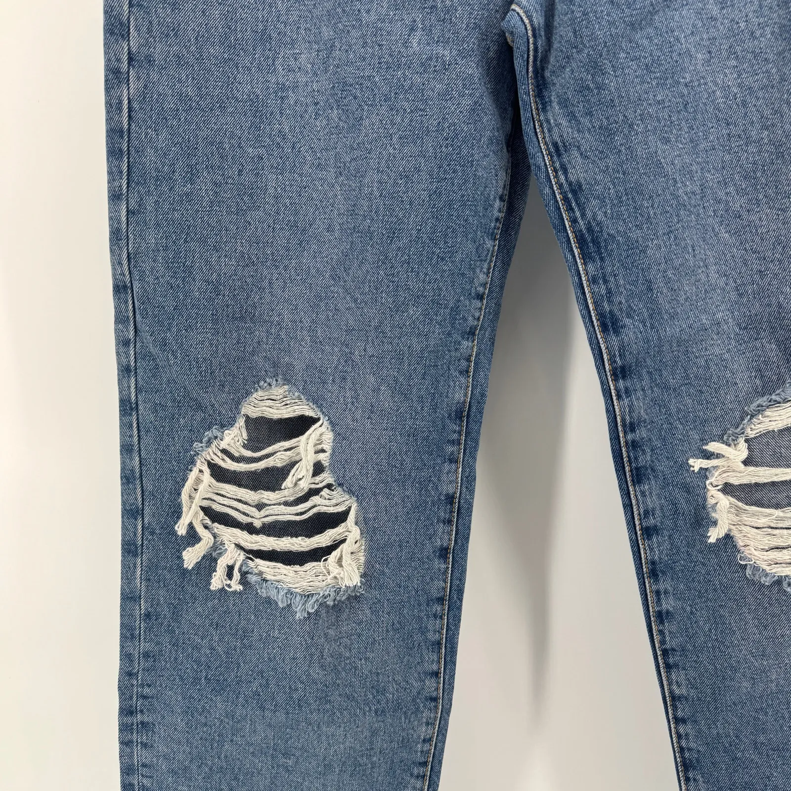 Lovers + Friends Ryan High Rise Straight Jeans Womens 28 NWT Distressed Med Wash - Image 5