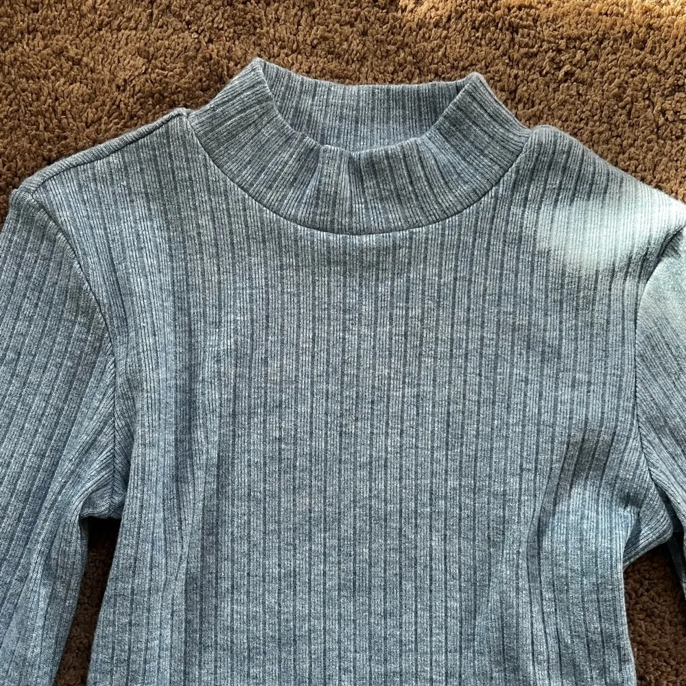 NWT OGL Move Cashmere - Image 2