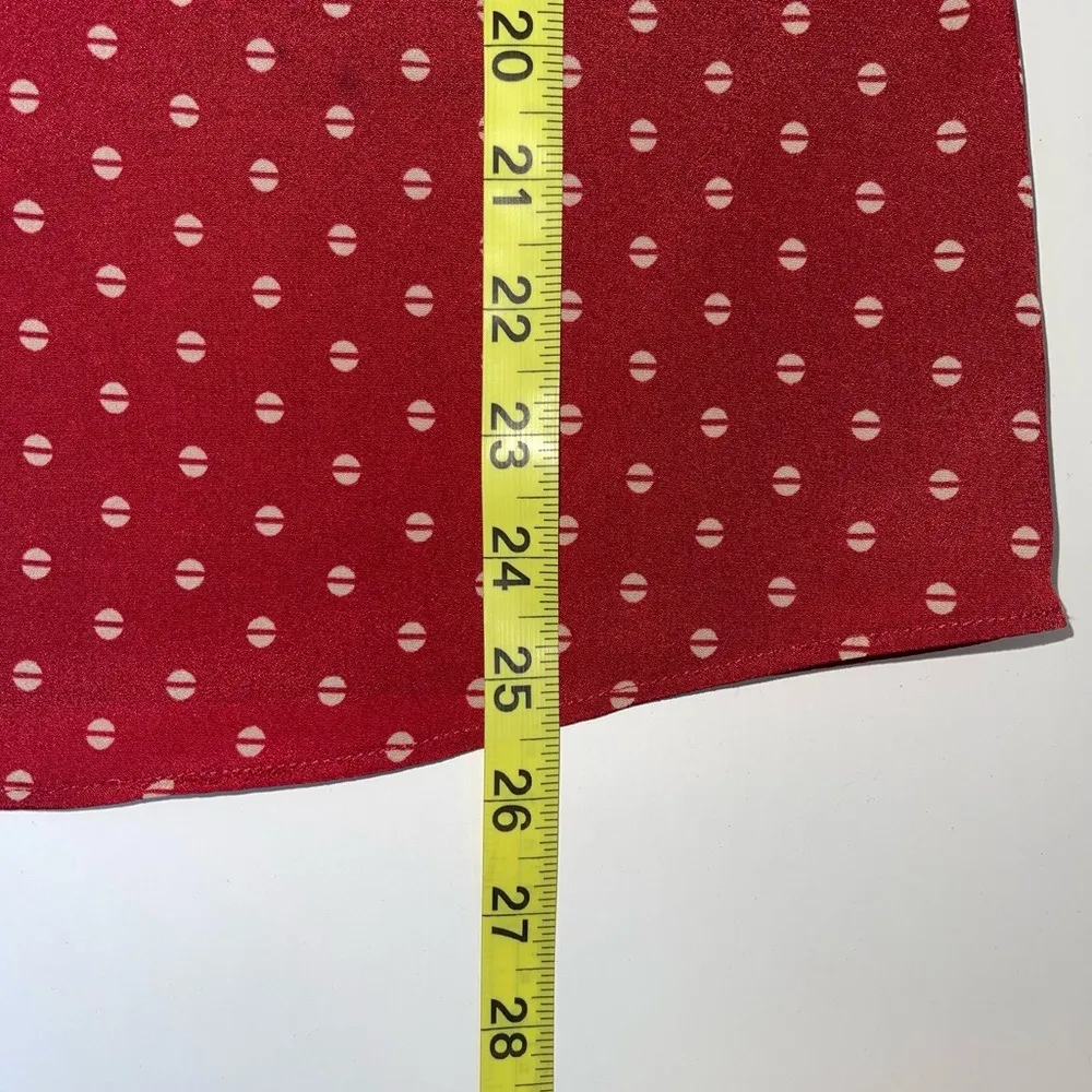 BCBG Paris Red & White Printed Tie Neck V - Image 8