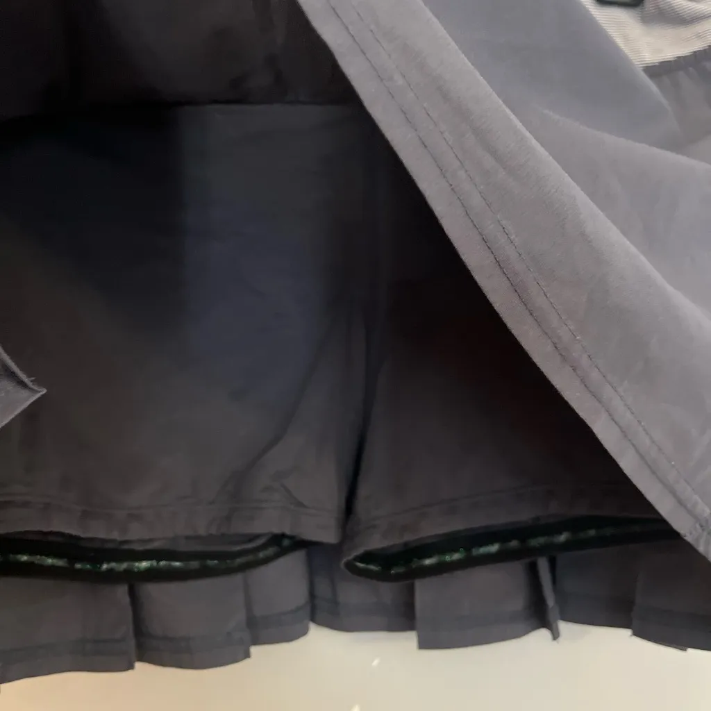 Lululemon Run Pace Setter skort  with pleated back gray, lined,‎ size 6 - Image 5