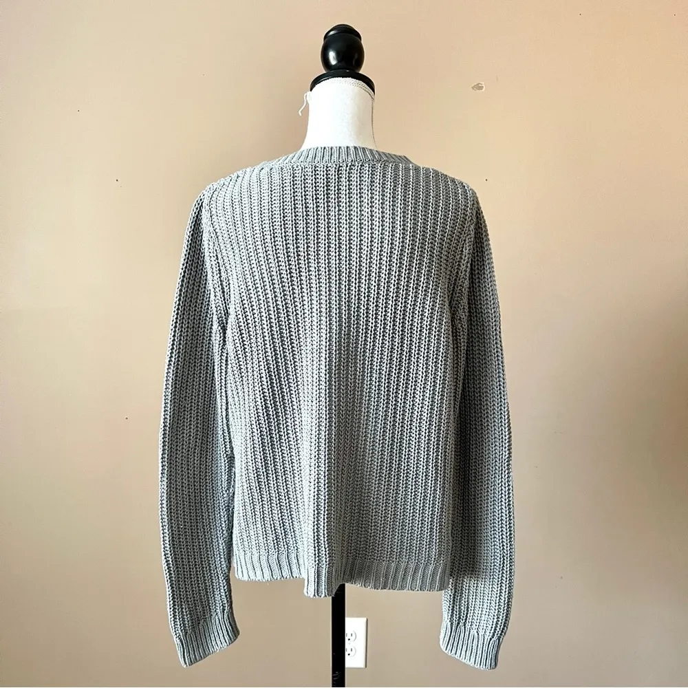 GAP | Gray Crewneck Knit Sweater Sz L - Image 4
