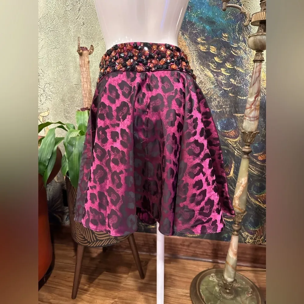 NWOT handcrafted mini magenta skirt satin with waist band rhinestone Pink - Image 4