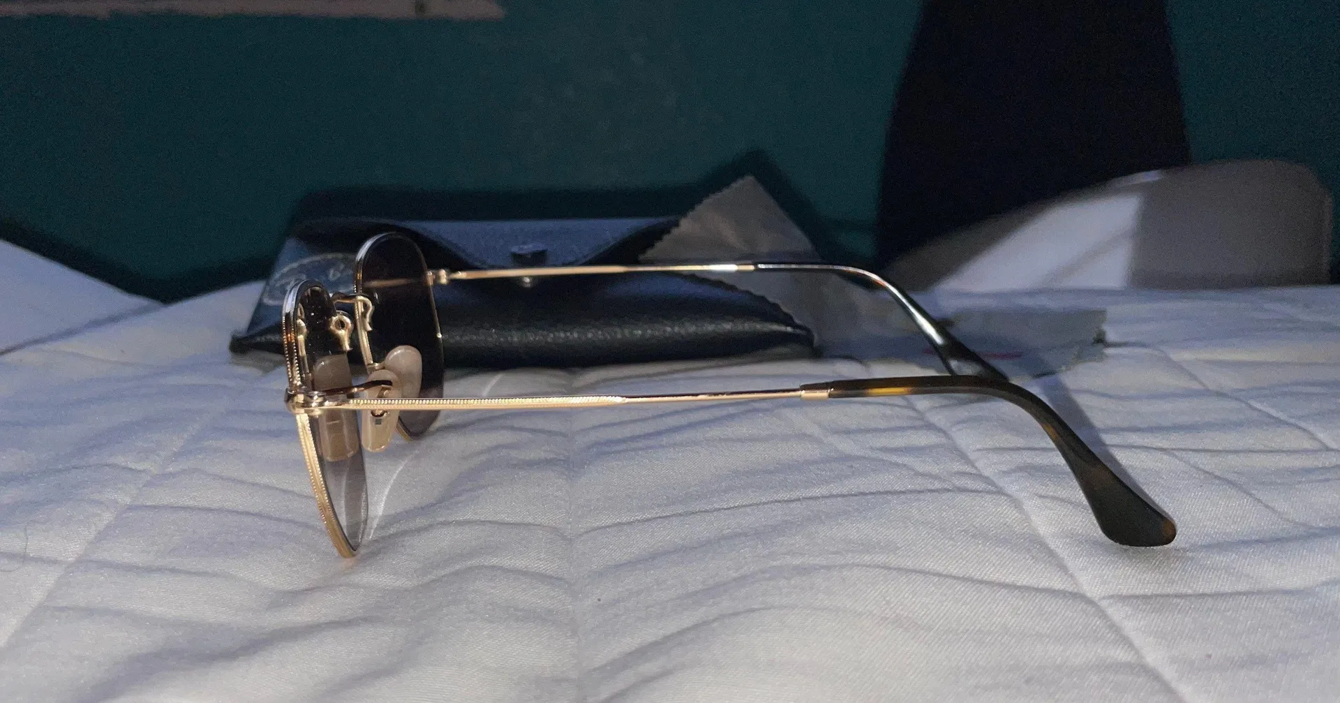 Ray-Ban Sun Glasses - Image 4