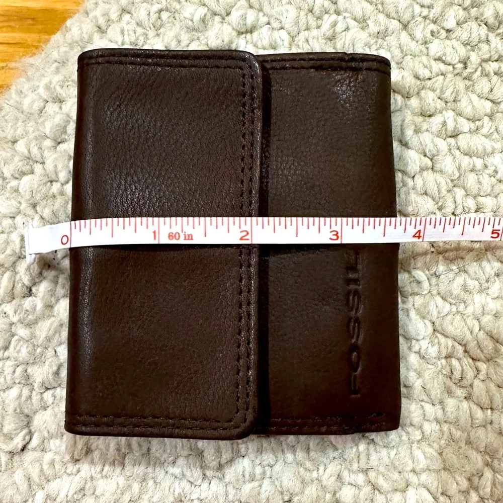 FOSSIL Classic Dark Brown Leather Wallet NWOT - Image 10