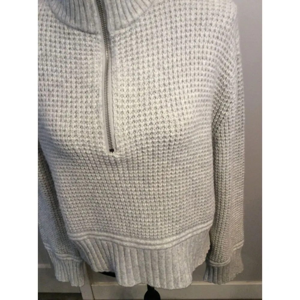 Jessica Simpson Large L Partial Zip Sweater Light Gray Waffle thick - Image 4