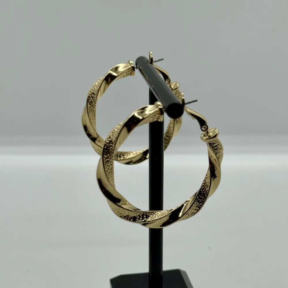 Daisy Fuentes Textured Gold Twist Earrings - Image 5