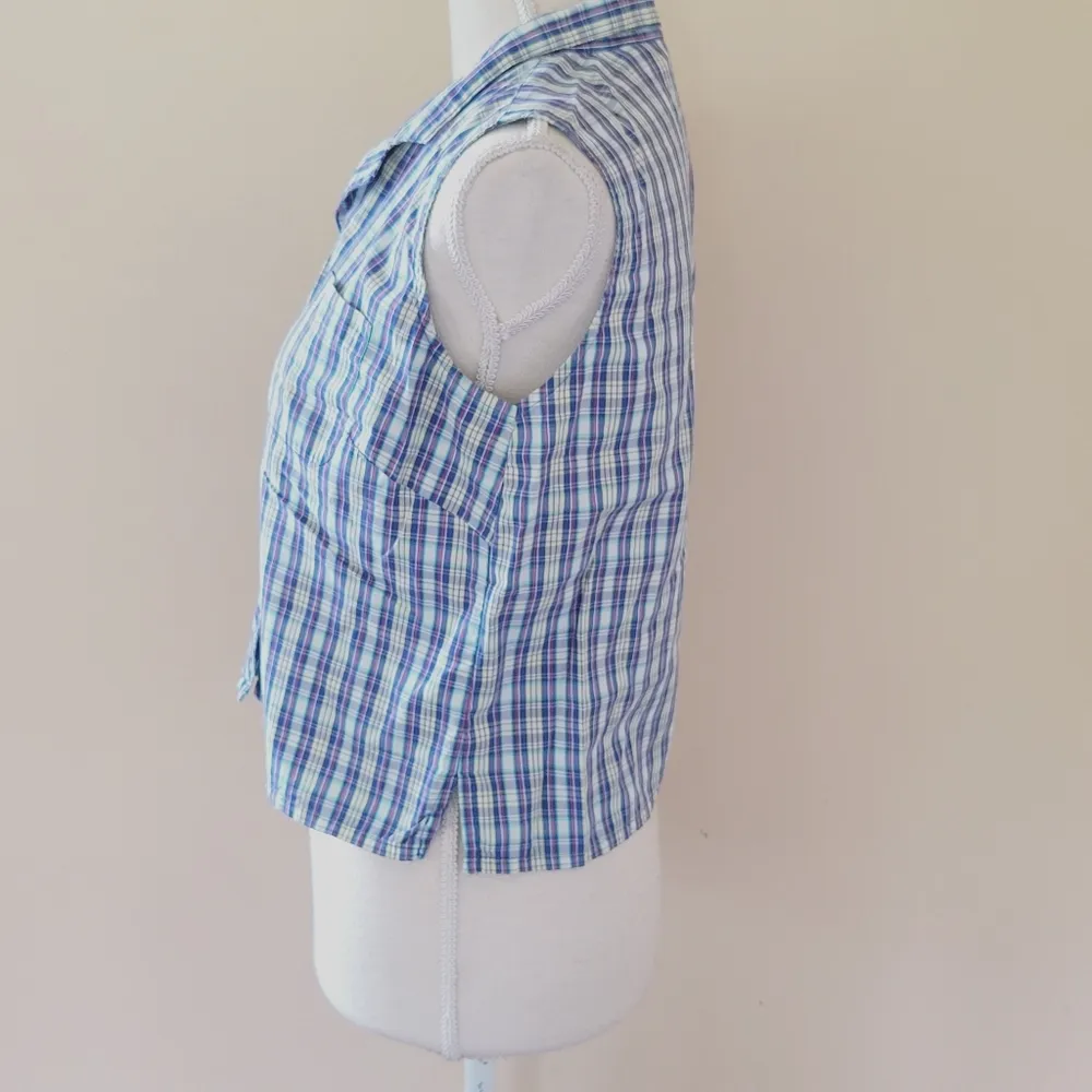 Liz Claiborne plaid sleeveless button down size mp - Image 4