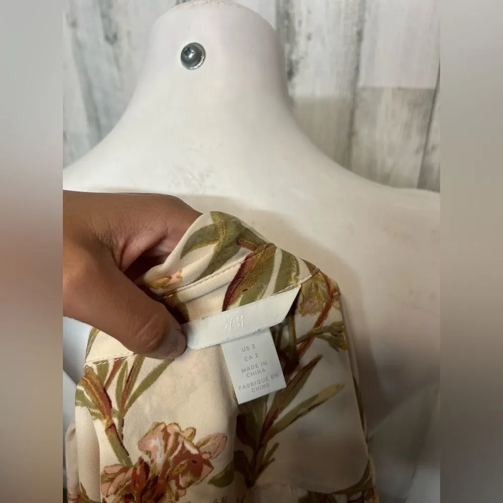 H&M Floral blouse - Image 4
