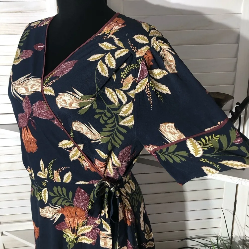 Johnny Was Jade floral pattern rust orange cream navy blue wrap midi dress Sz M - Image 4