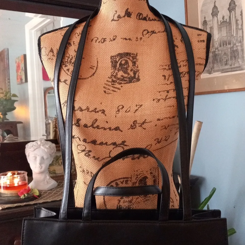 Boutique Black Tote Bag Embossed Shoulder Bag - Image 9