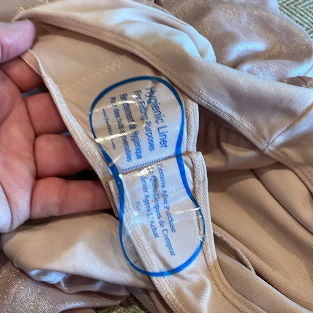 BCBGMAXAZRIA Rose Body Suit NWT - Image 11