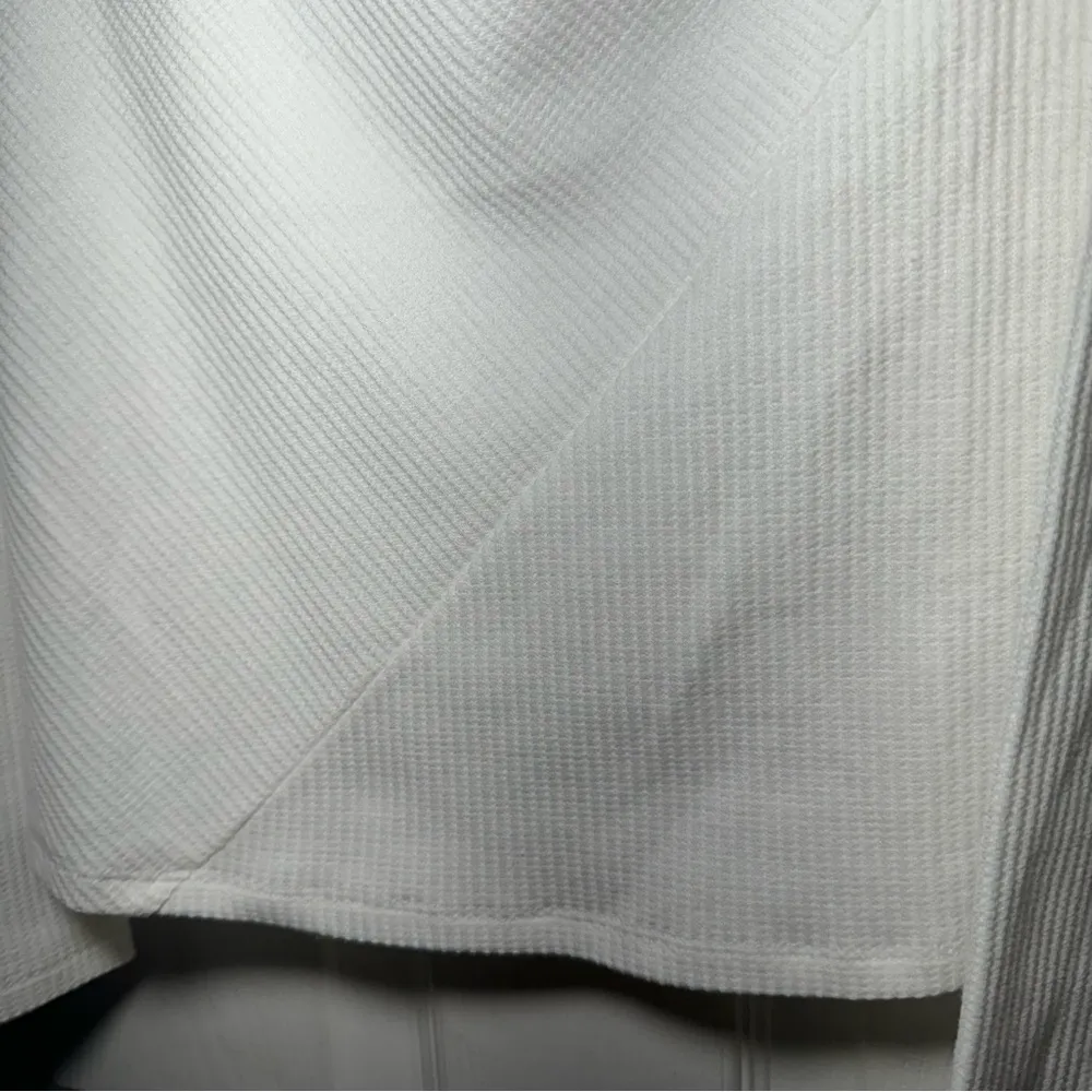 Elodie • Blouse • Off Shoulders • Long Sleeves • White • Large - Image 3