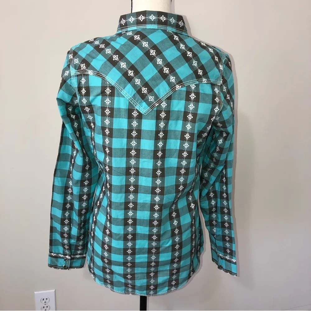 Rock 47 Wrangler Cowgirl Western Snap Front Shirt Size M Rodeo Embroidered Blue - Image 3