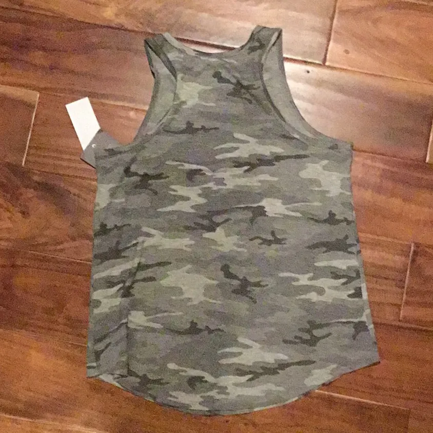 Grey Camo Tank top size small NWT - Image 7