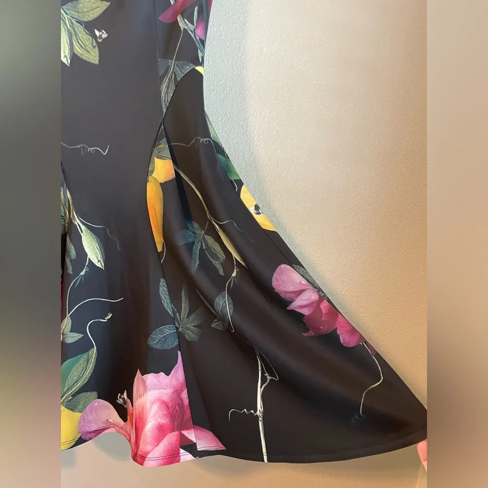 Ted Baker size 0 Floral Dress - Image 5