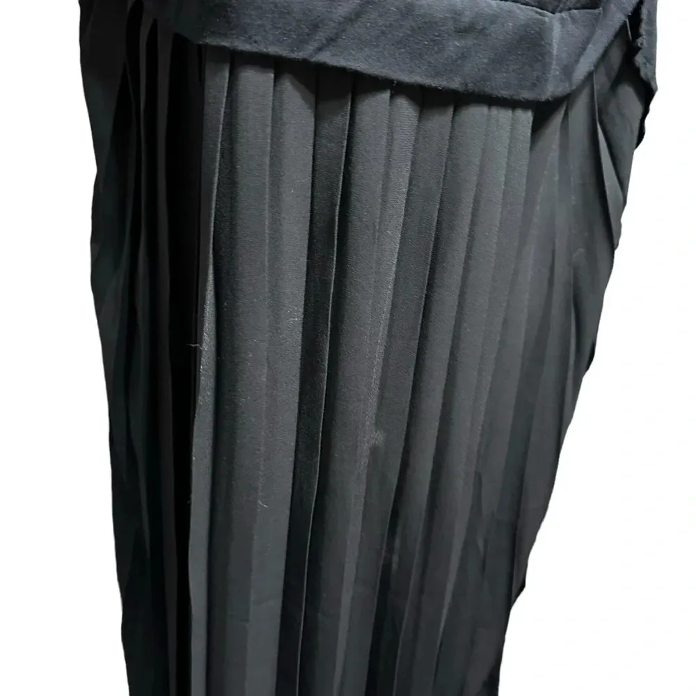 Philosophy women's small black long cardigan, pleated back - Image 3