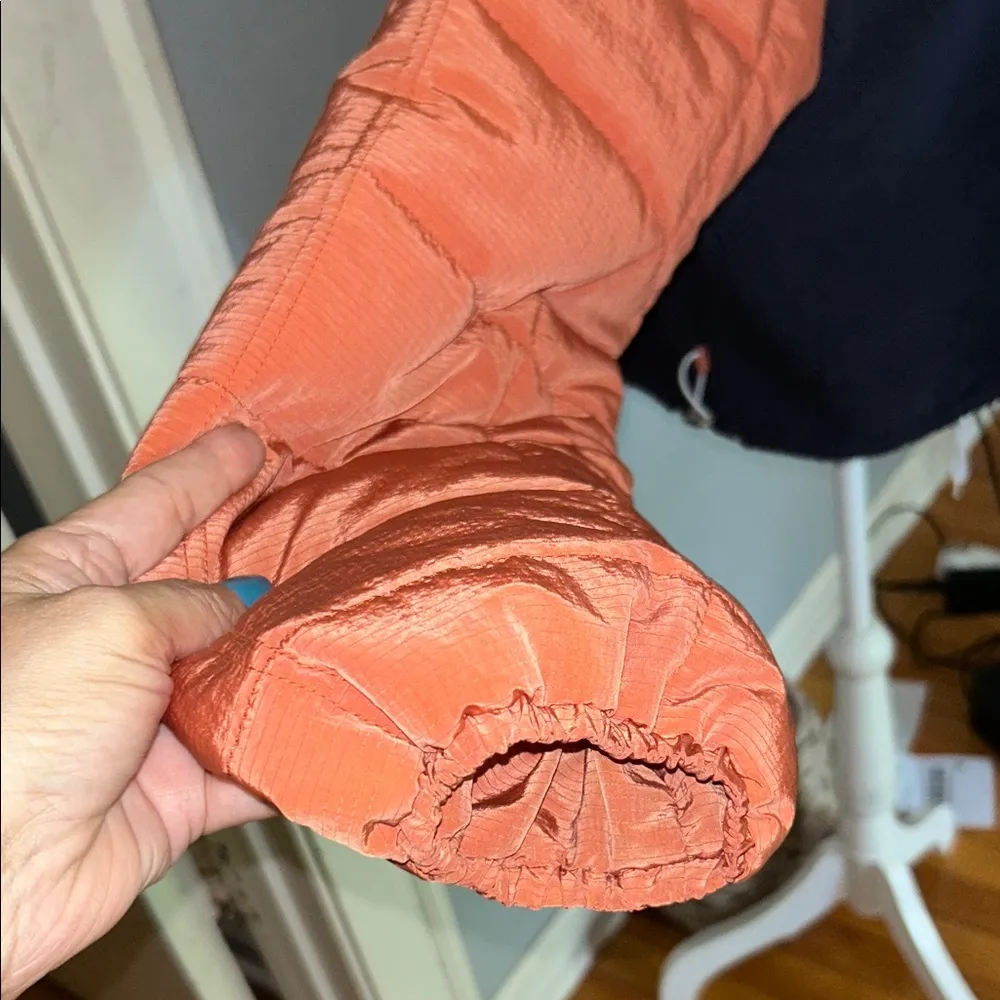 Veveret Women's Vibrant Ski Jacket with Teal Accent Blue Size L - Image 4