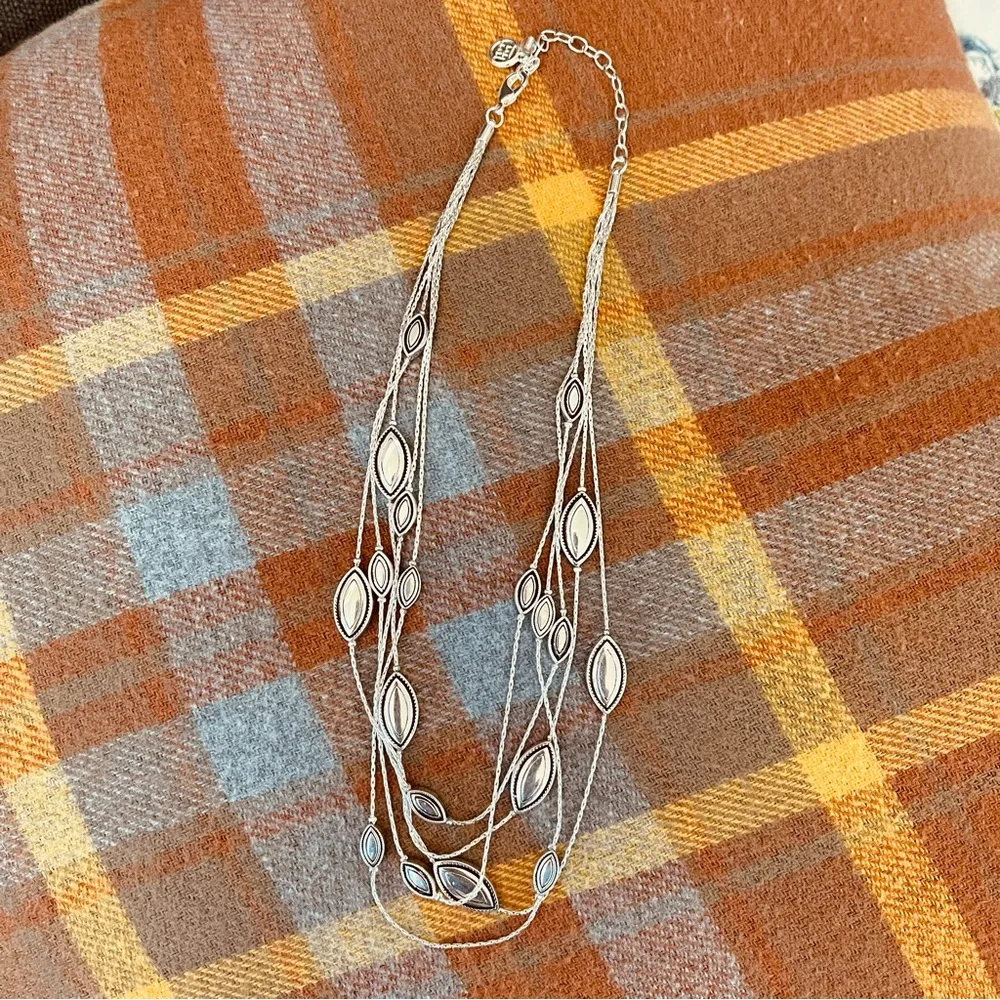 Vintage Dana Buchman Silver Tone Station Necklace NWOT - Image 2