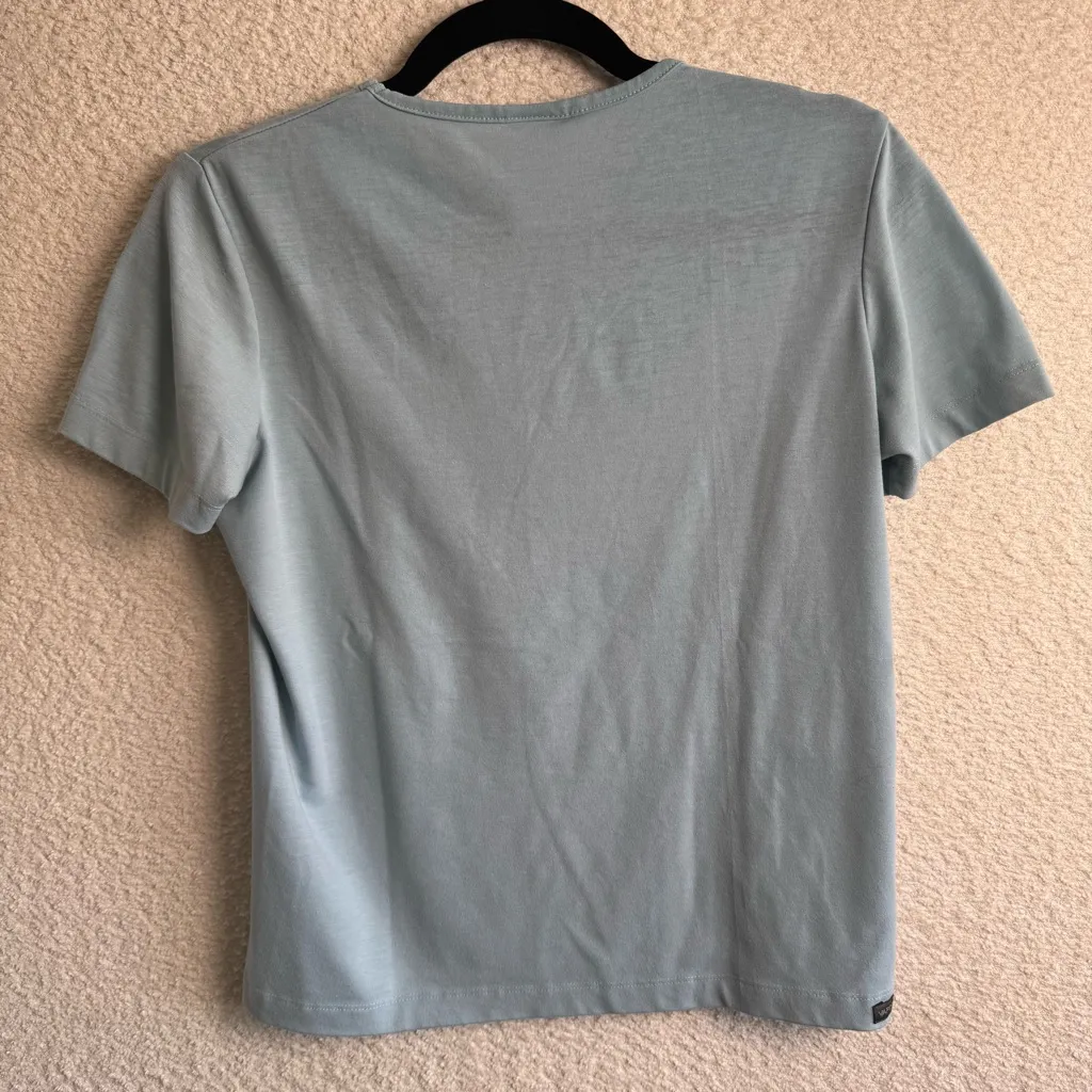 The North Face Women’s Light Blue Vaporwick T-Shirt Size Small - Image 8