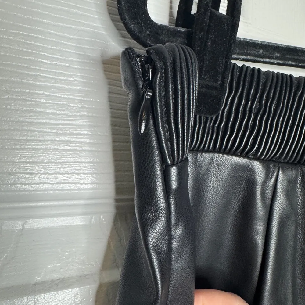 DKNY NWOT Faux Leather Pants Size S Side Zip Closure Elastic Back - Image 8