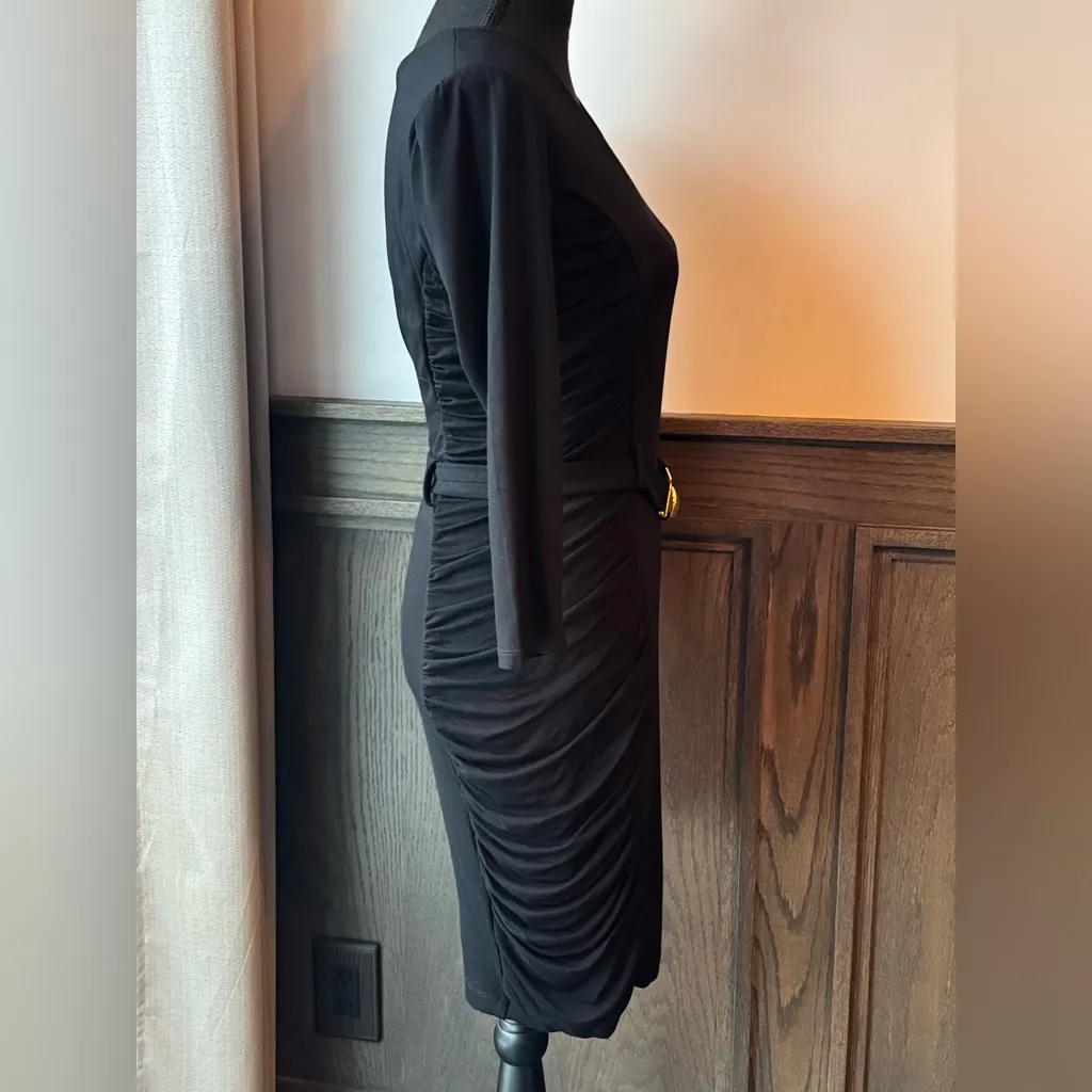 Carmen Marc Valvo Black Long Sleeve Dress with Gold Buckle Euc size small - Image 4