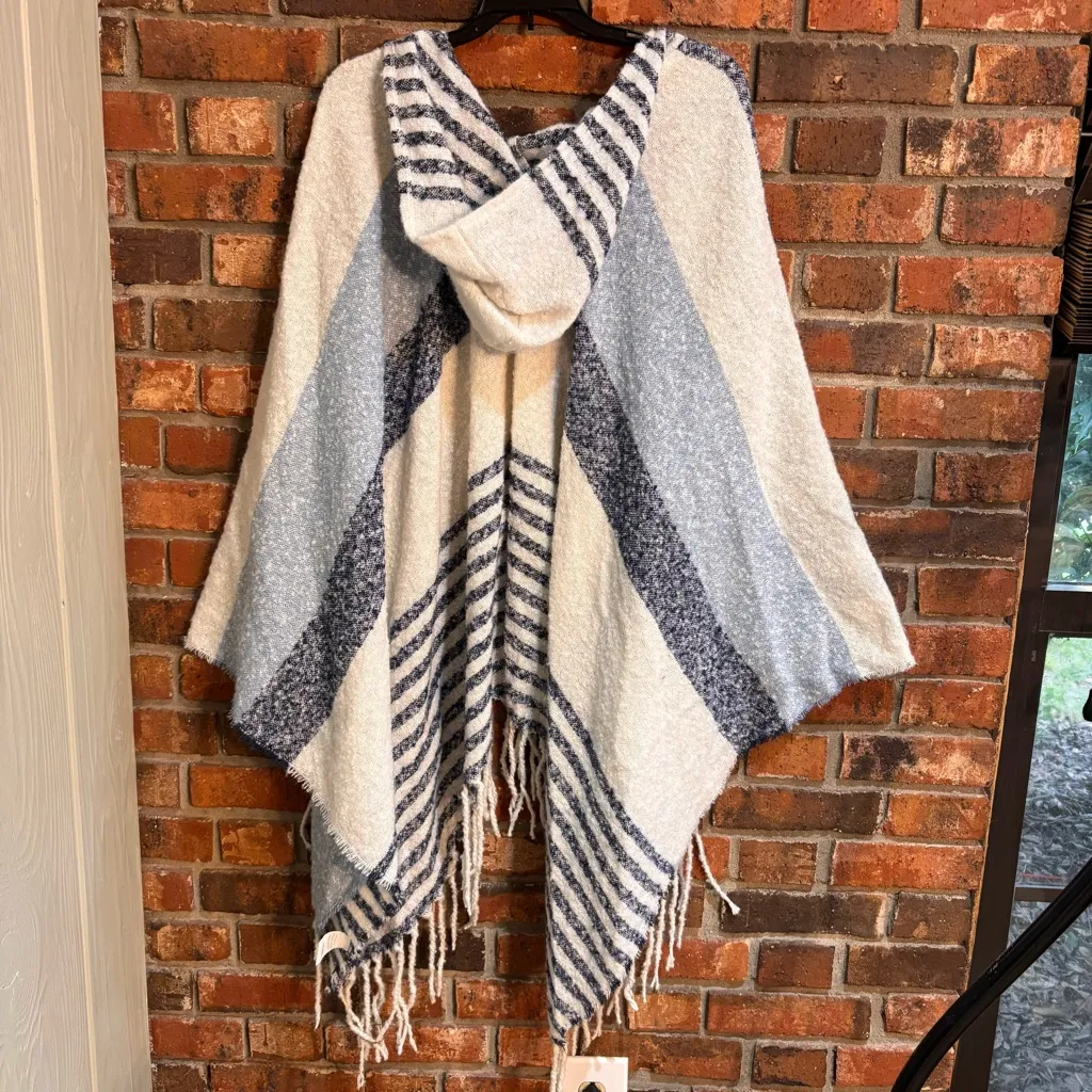 Mia & Tess womens striped tassel hooded poncho blue OS Size undefined - Image 4
