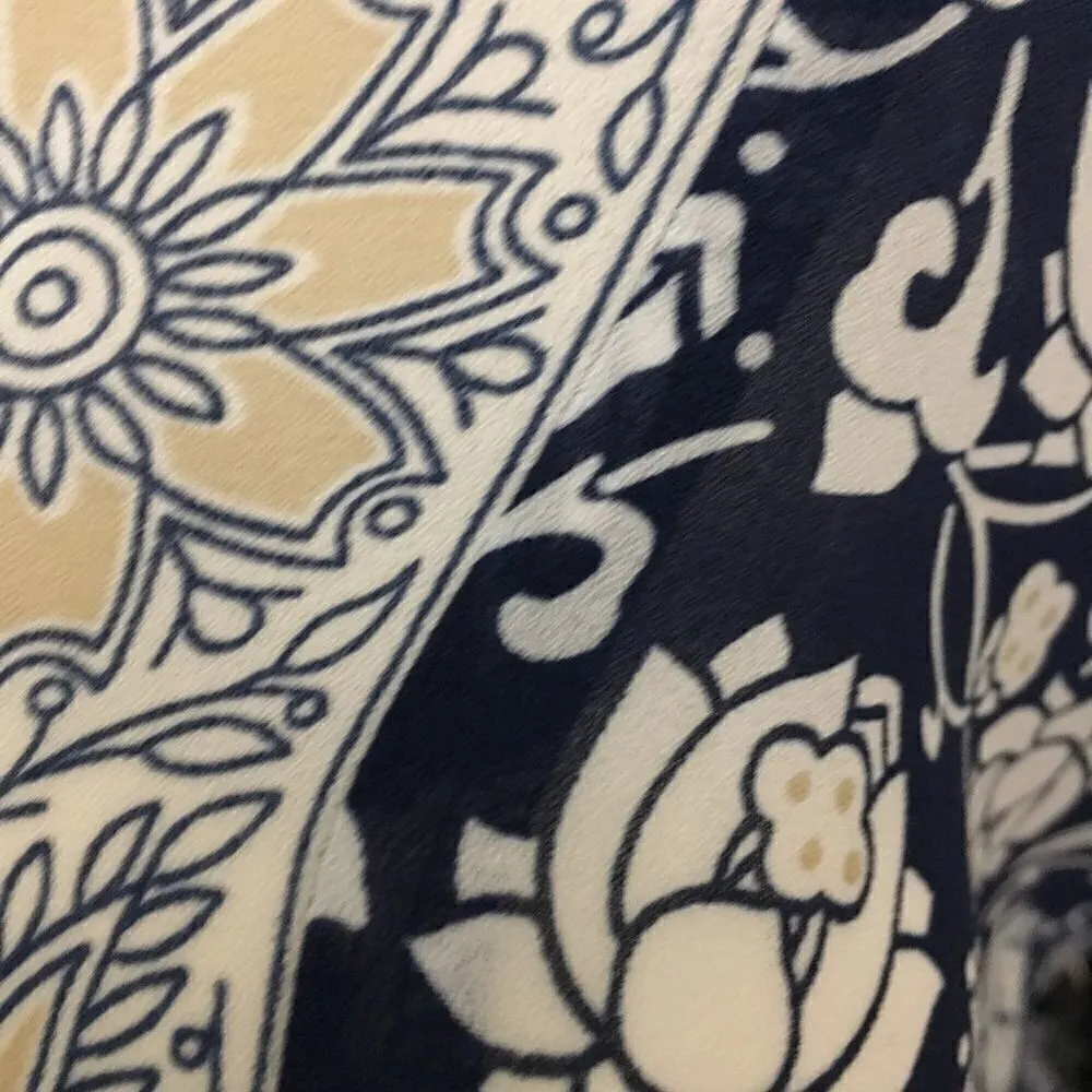 White Stag Slit bottom Chiffon Top - Image 3