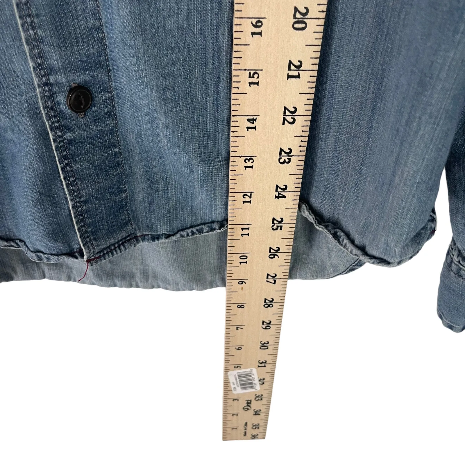 Aeropostale Women's Size Medium‎ Denim Button Up Shacket Button Up - Image 10