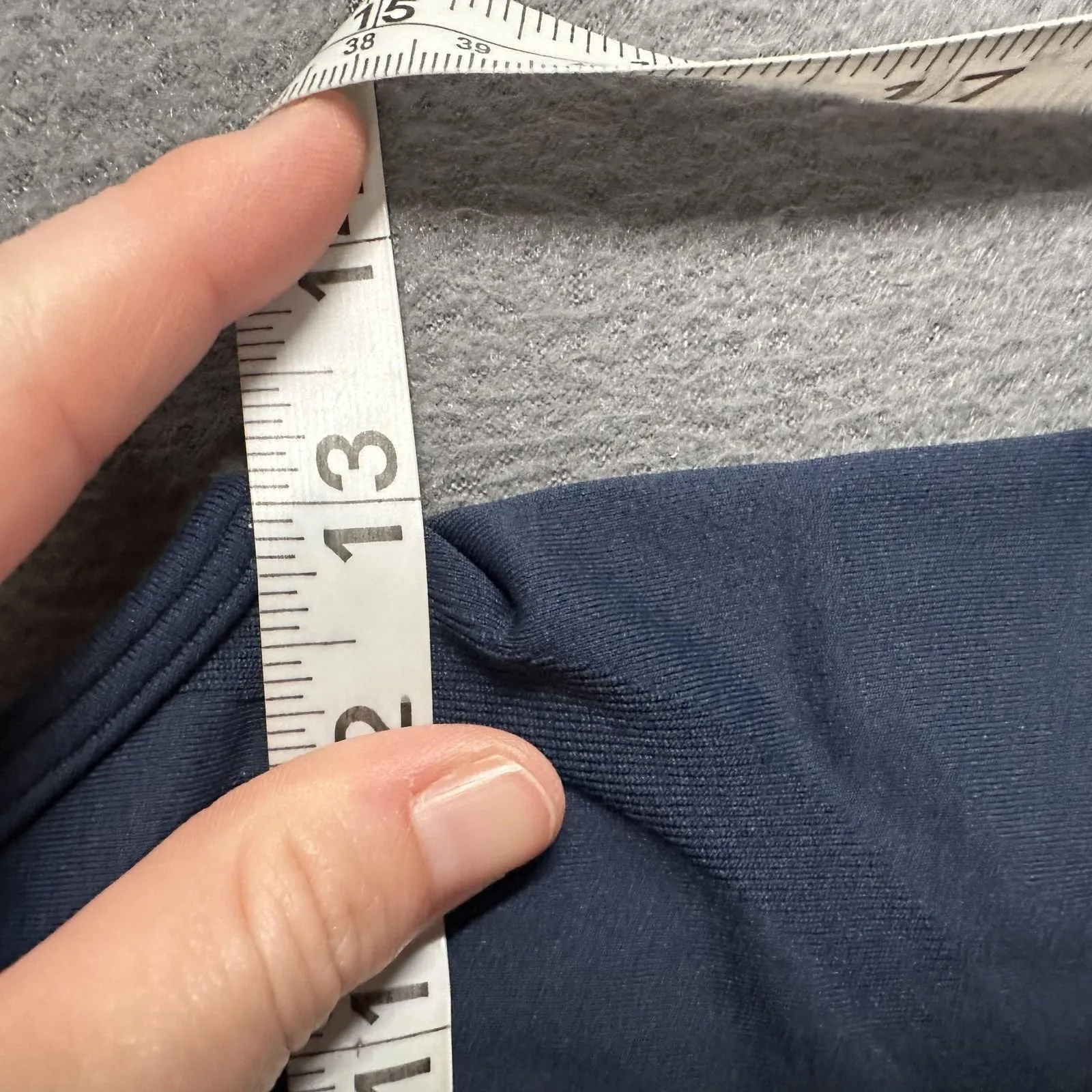 Gymshark Everyday Seamless Sports Bra Womens Small Blue V Neck Ribbed Longline - Image 4