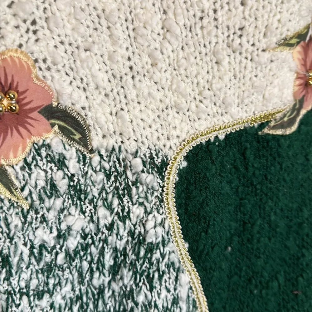 Separate Issue Woman Vintage 1990s White Green Colorblock Embroidered Flowers 20 Size undefined - Image 10