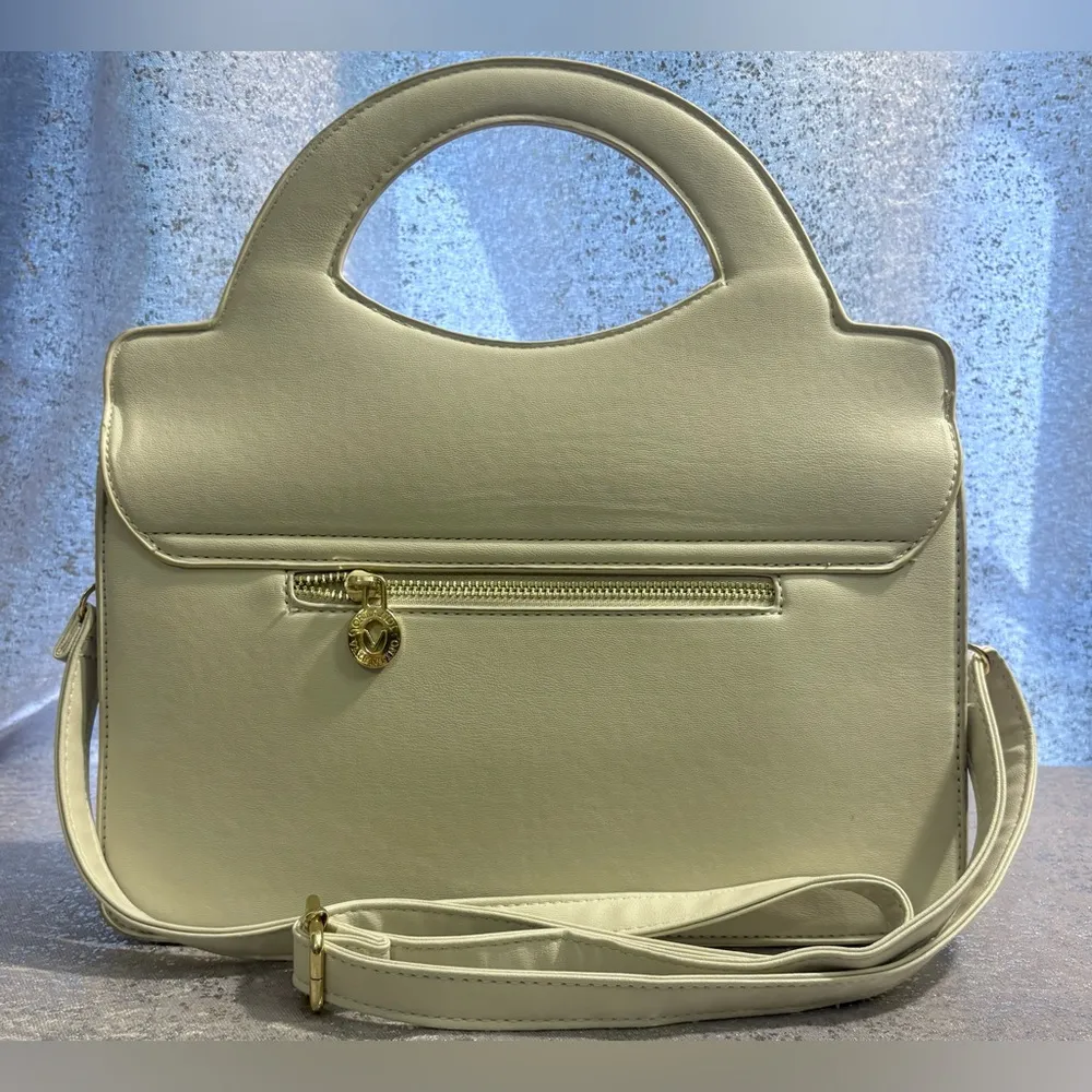 Orlandi Valentino Cream Quilted Handbag - Image 3