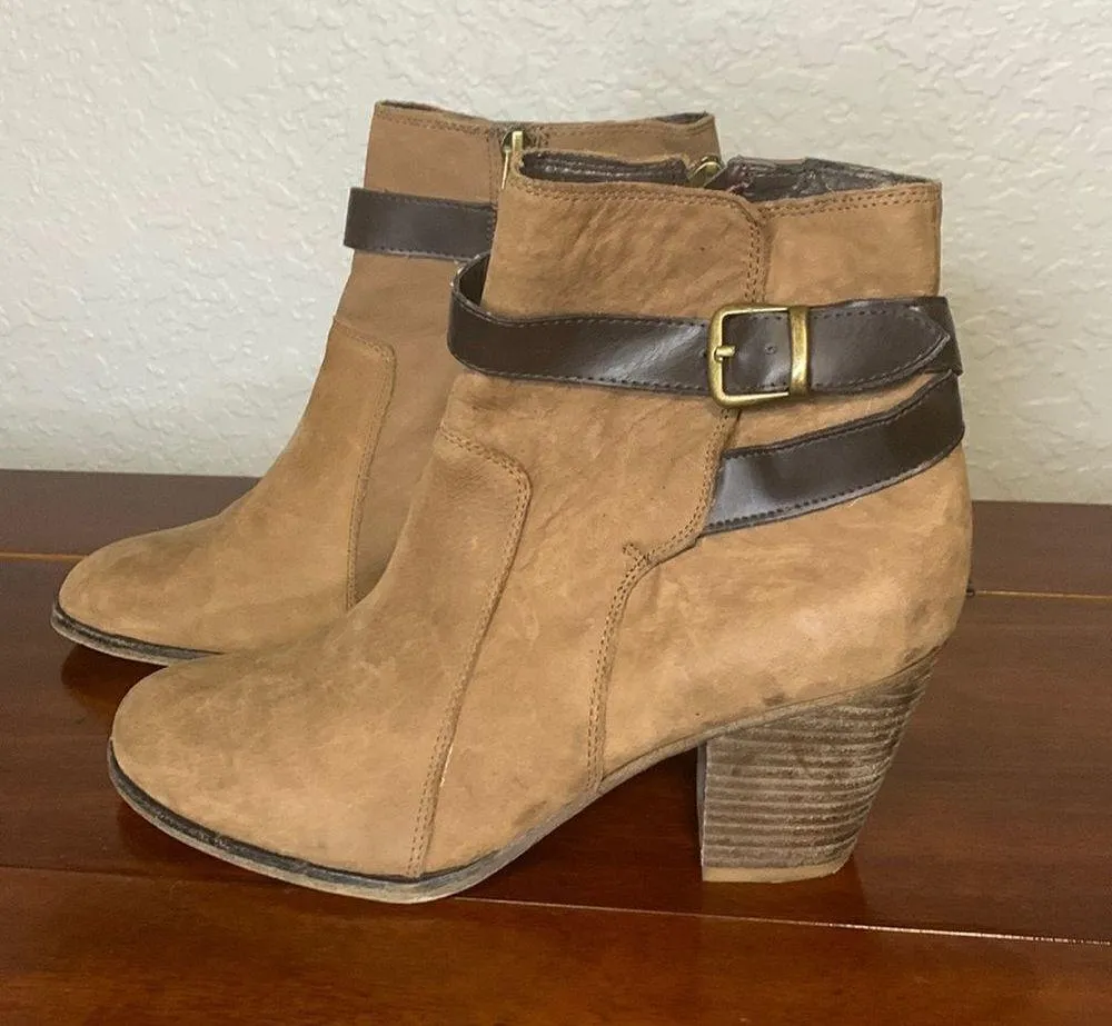 Franco Sarto brown suede ankle booties size 8.5 - Image 2