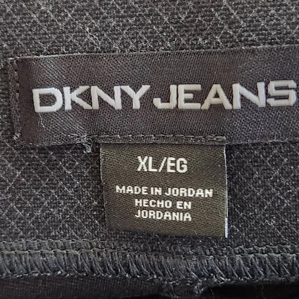 DKNY Black Pull-on Stretch Pants Size XL Gray and Black Diamond Ankle Pants - Image 6