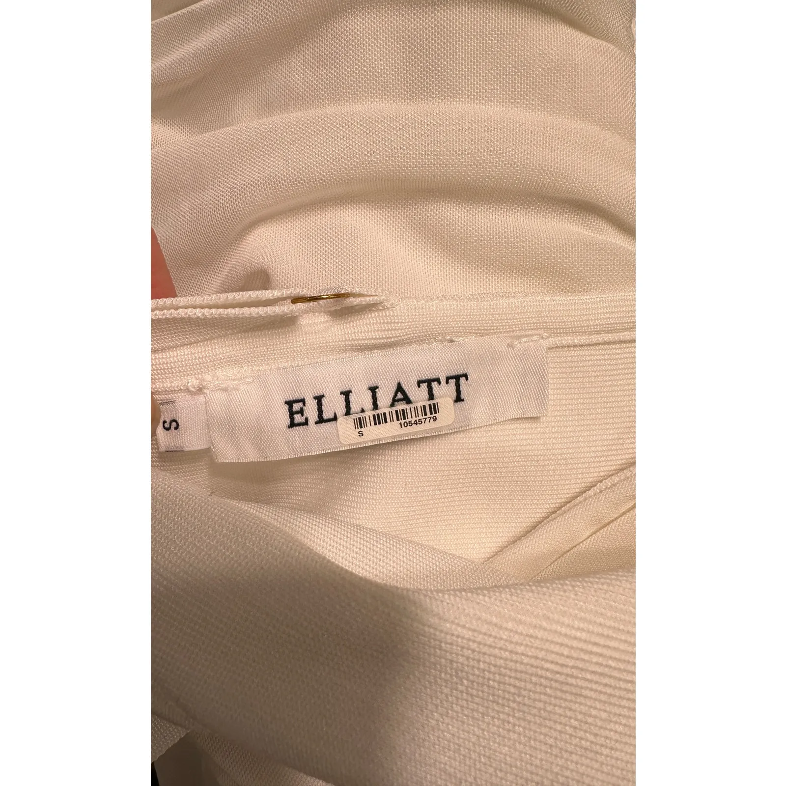 Elliatt Pippa Dress White Size Small Lightly Worn Flattering Ruched Fabric Comfy - Image 6