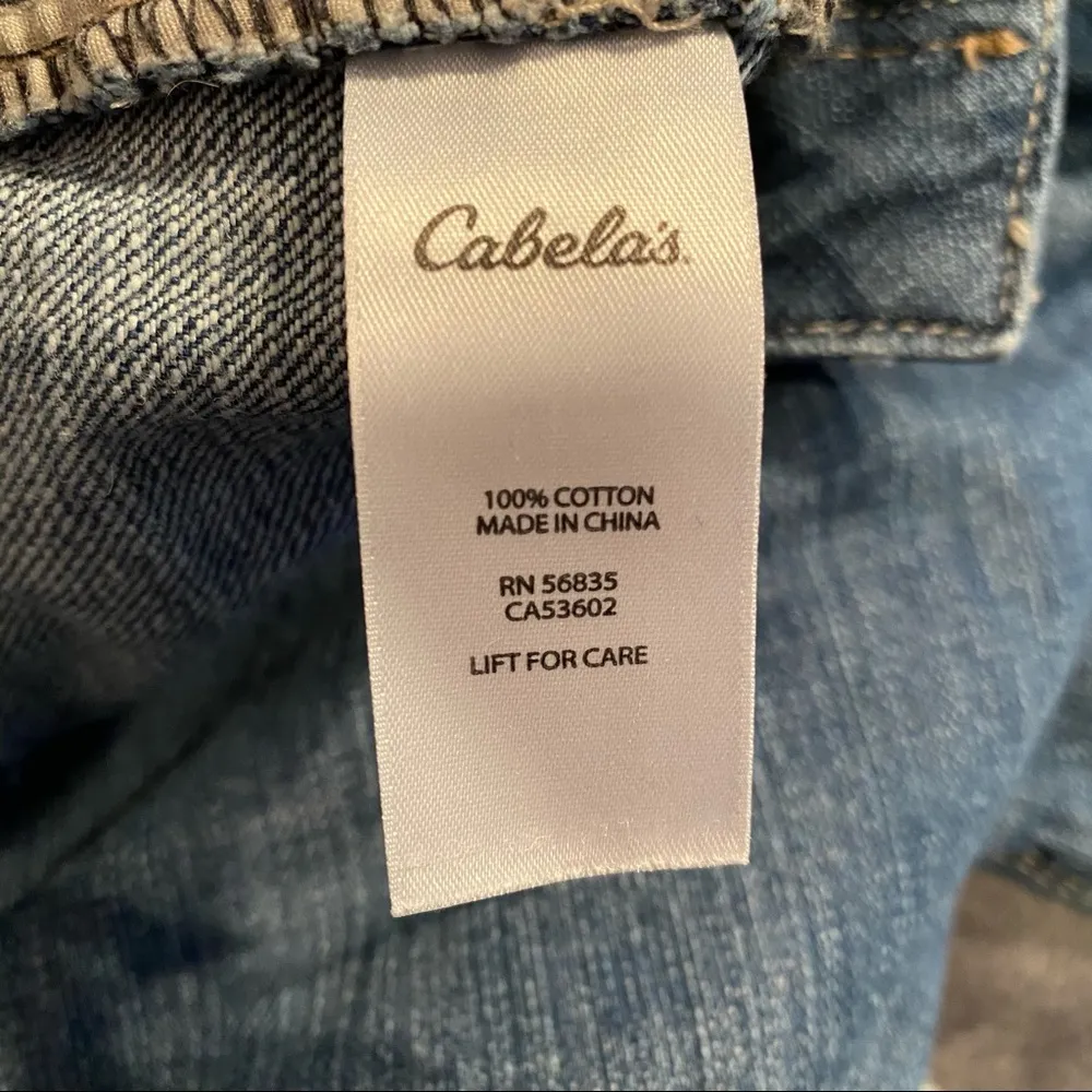 Cabela's Jean shorts 8 pockets blue denim zip fly - Image 3