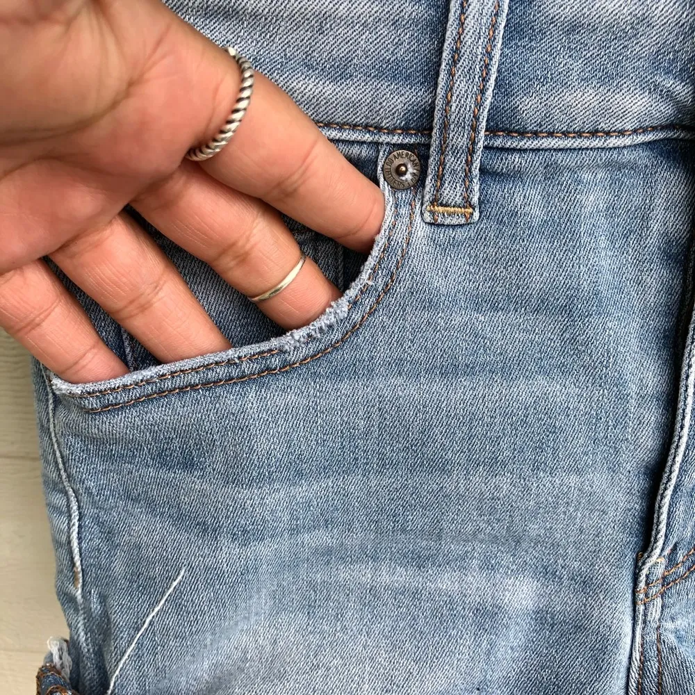 American Eagle Womens Shorts Denim Jean Blue Hi-Rise Cut Off Boho Size 4 - Image 6