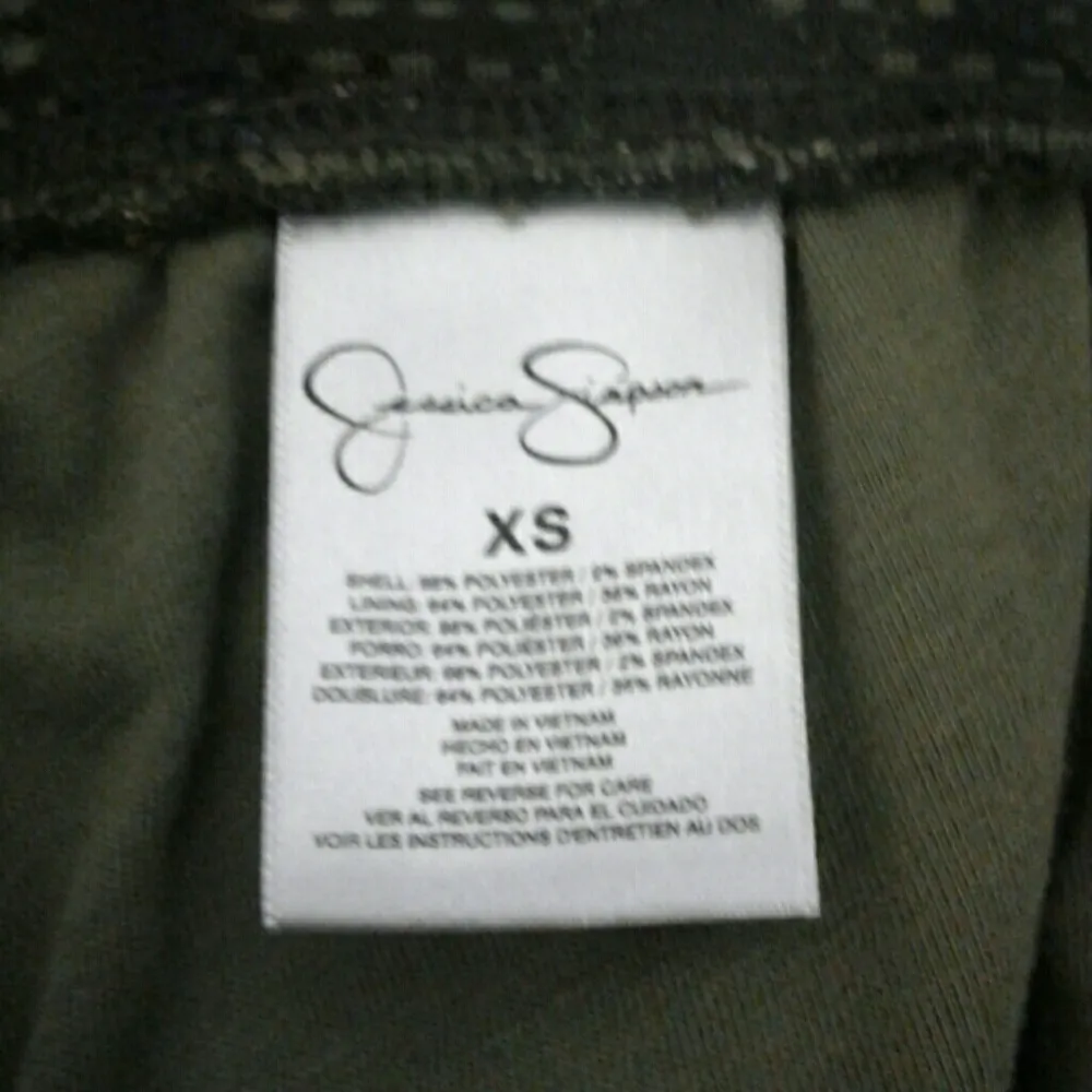 NWOT Jessica Simpson Skirt - Image 3