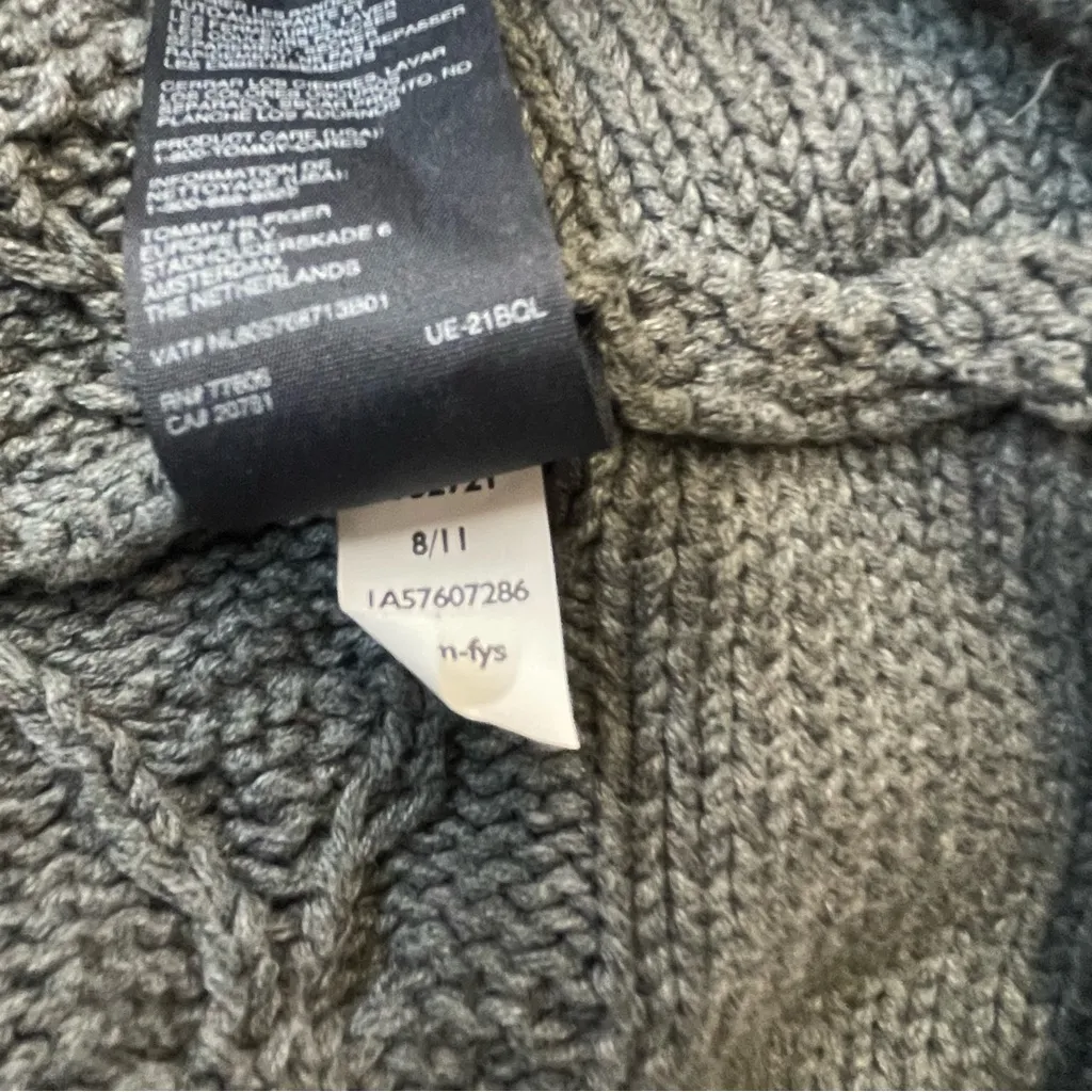 Tommy Hilfiger Charcoal Cardigan with Toggle Closure - Image 9