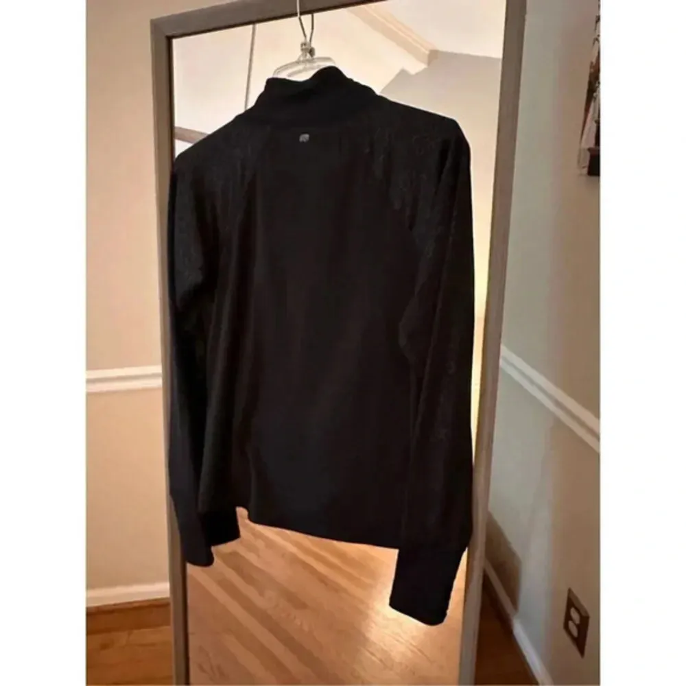 Marika‎ Sweatshirt Size Medium Black Athleticwear - Image 5