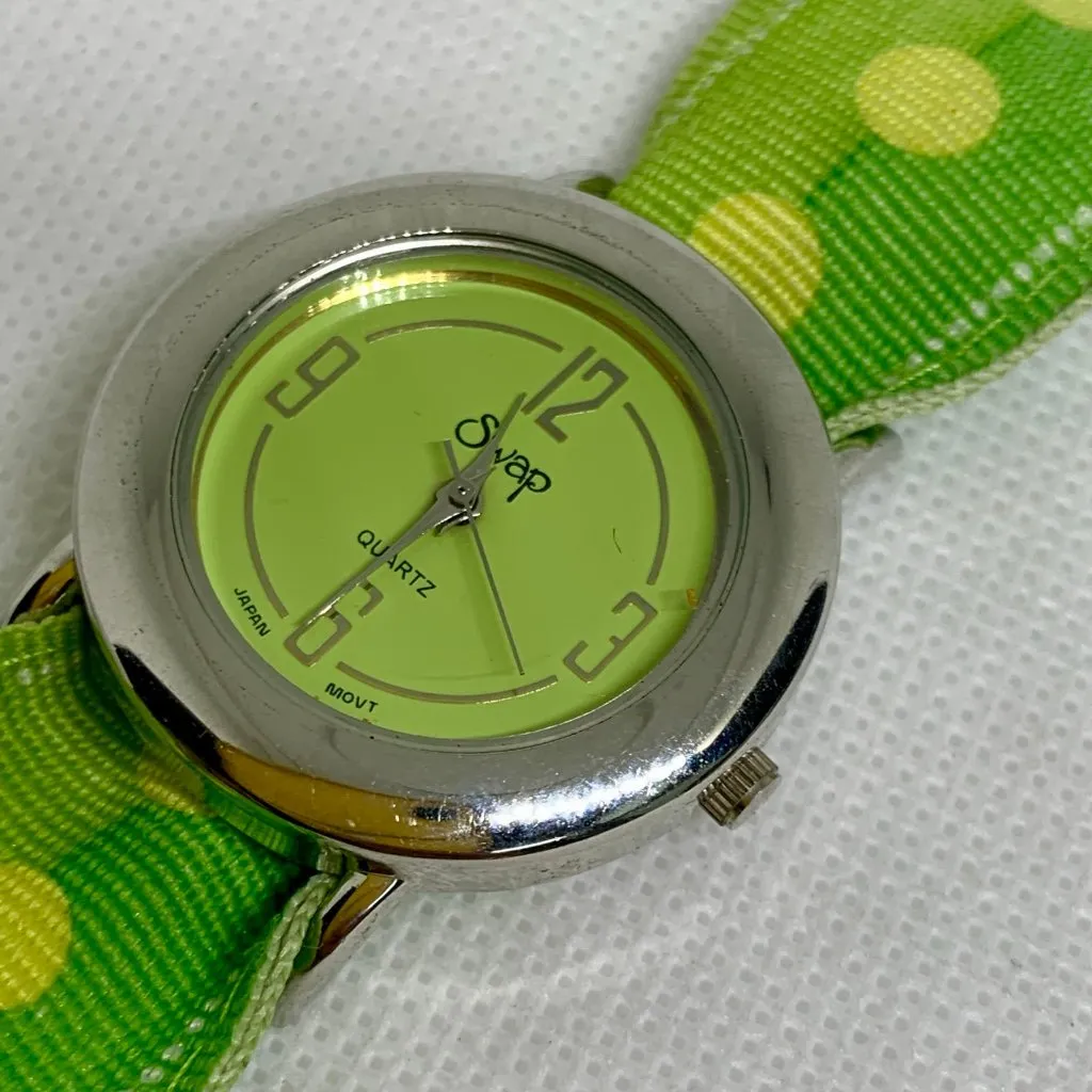 Swap women girls watch quartz analog green dial silver tone case 33mm running - Image 2