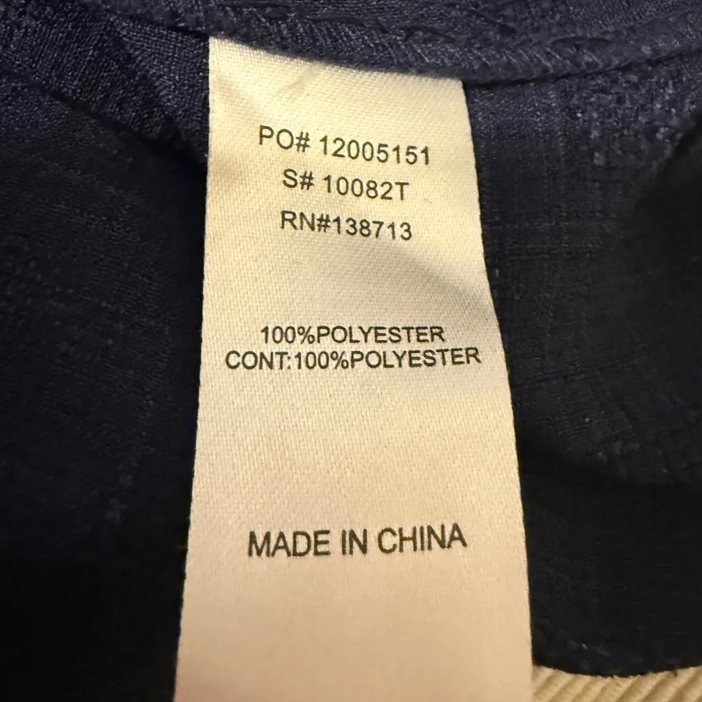 Doe & Rae Navy Ruffle Sleeve Blouse – Size M – Textured Polyester - Image 3