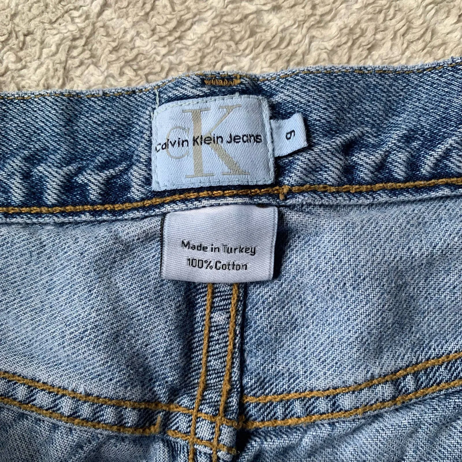 Vintage Y2K 90s Calvin Klein Jean shorts Raw Hem size 9 (32" waist measurement) - Image 3