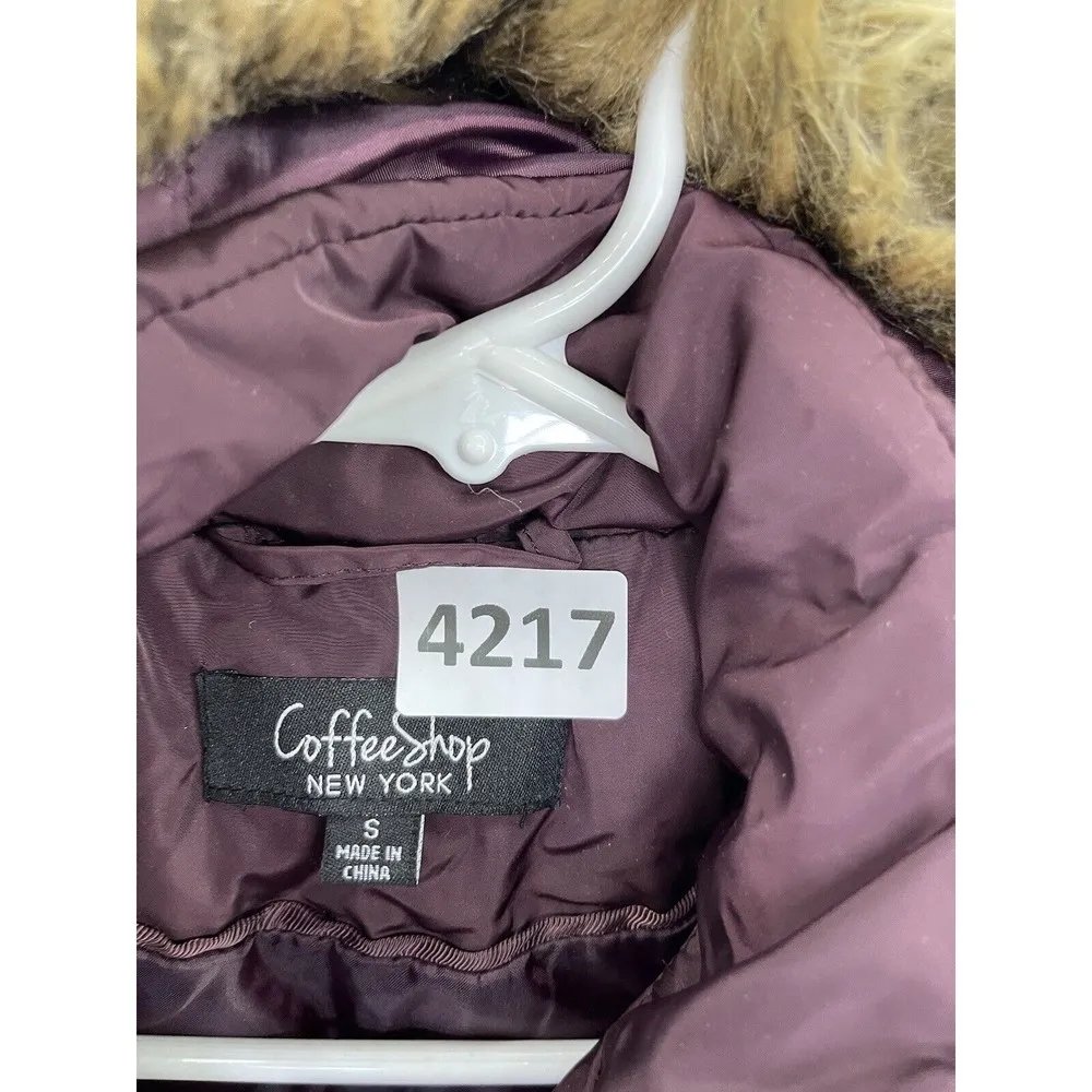 Coffee Shop Women’s Vest Puffy Purple Fur Lined Hoodie Size Small Button Front - Image 6