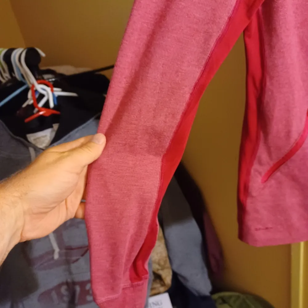 Nike Dri Fit Women's NIKE RUNNING Full Zip Track Jacket - Size Med Red - Image 7