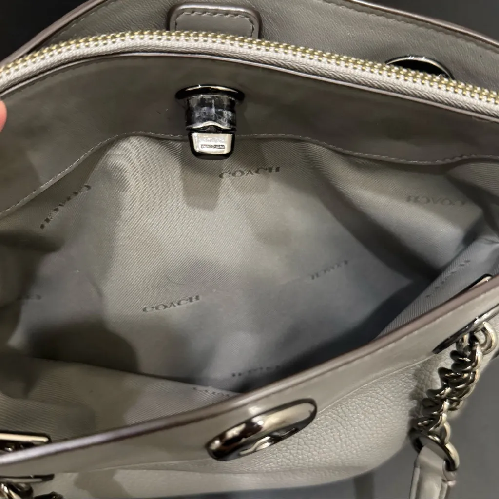 COACH 20165 Turnlock Edie Carryall Gray Pebbled Leather & Suede Shoulder Bag - Image 8